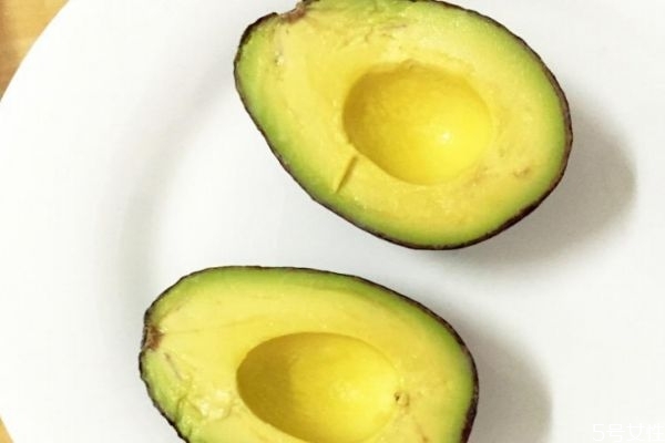 牛油果熱量高為什么還減肥 牛油果的功效和作用 牛油果熱量高為什么還減肥 牛油果的功效和作用