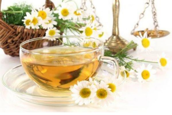 洋甘菊純露的護膚功效 洋甘菊純露的護膚作用 洋甘菊純露的護膚功效 洋甘菊純露的護膚作用