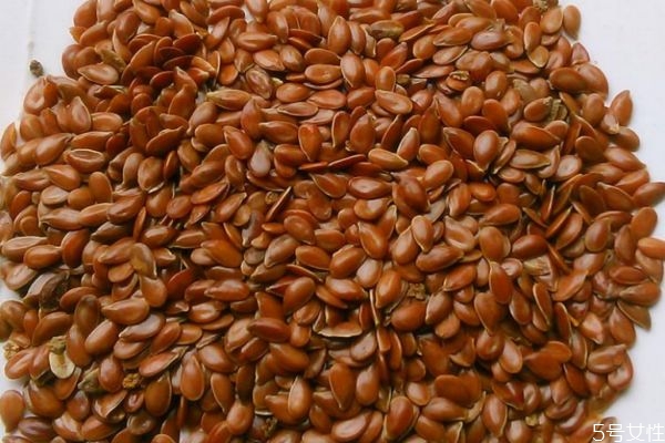 亞麻籽過期了還能吃嗎 亞麻籽油過期了的其他用途 亞麻籽過期了還能吃嗎 亞麻籽油過期了的其他用途