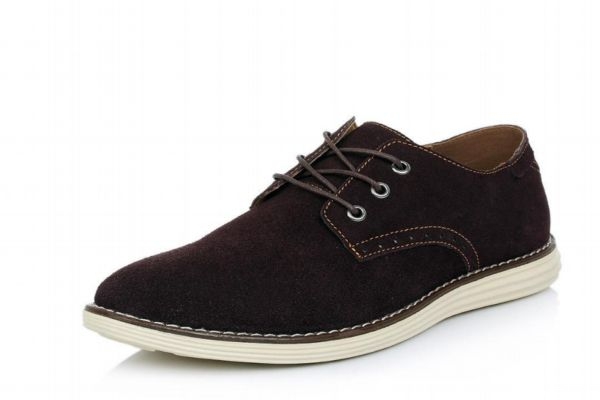 絨面鞋子淋雨了怎么處理 絨面鞋濕水怎么辦 絨面鞋子淋雨了怎么處理 絨面鞋濕水怎么辦