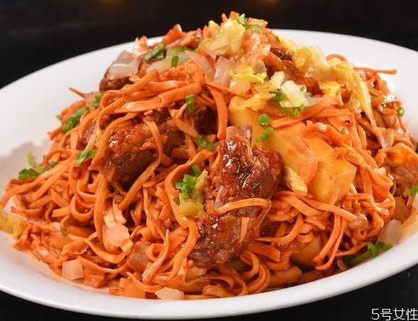 燜面和鹵面哪個好吃 燜面和鹵面的區(qū)別