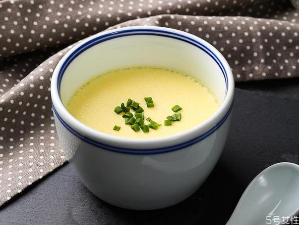 蒸雞蛋羹用大火還是小火 蒸雞蛋羹最簡(jiǎn)單的方法 蒸雞蛋羹用大火還是小火 蒸雞蛋羹最簡(jiǎn)單的方法