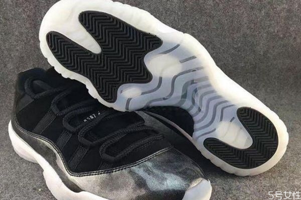 aj11水晶底多久會氧化 aj11氧化底可以復原嗎