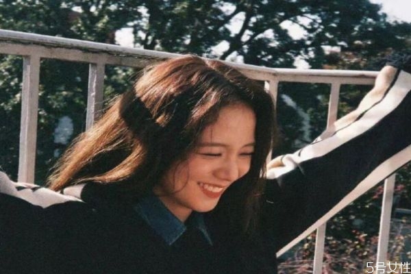 什么是季節(jié)性皮膚過(guò)敏 季節(jié)性皮膚過(guò)敏的過(guò)敏源