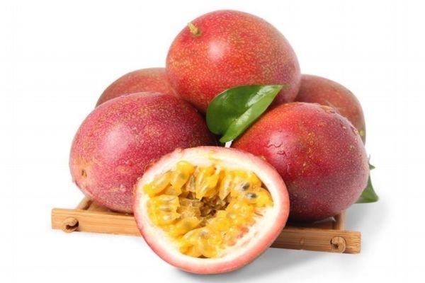 晚上吃百香果會(huì)發(fā)胖嗎 百香果與什么食物相克 晚上吃百香果會(huì)發(fā)胖嗎 百香果與什么食物相克