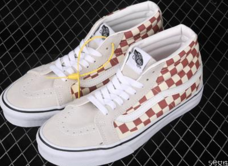 vans棋盤(pán)格洗后泛白 vans棋盤(pán)格掉色怎么補(bǔ)救