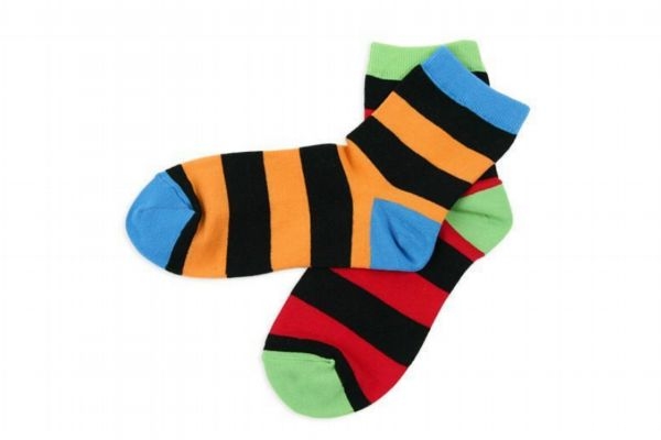 新買的襪子怎么洗 襪子怎么洗才干凈 新買的襪子怎么洗 襪子怎么洗才干凈