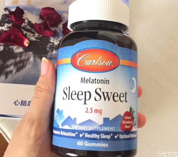 吃褪黑素過量會(huì)死人嗎 吃了大量褪黑素會(huì)怎樣 吃褪黑素過量會(huì)死人嗎 吃了大量褪黑素會(huì)怎樣