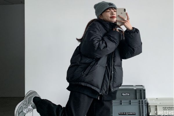 幾月份買羽絨服最便宜 反季節(jié)買羽絨服劃算不 幾月份買羽絨服最便宜 反季節(jié)買羽絨服劃算不