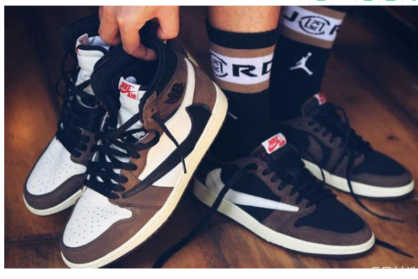 aj倒鉤多少錢一雙正品 aj倒鉤為啥要一萬多 aj倒鉤多少錢一雙正品 aj倒鉤為啥要一萬多