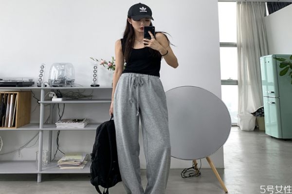 衛(wèi)褲膝蓋鼓包正常嗎 什么衛(wèi)褲質(zhì)量好 衛(wèi)褲膝蓋鼓包正常嗎 什么衛(wèi)褲質(zhì)量好