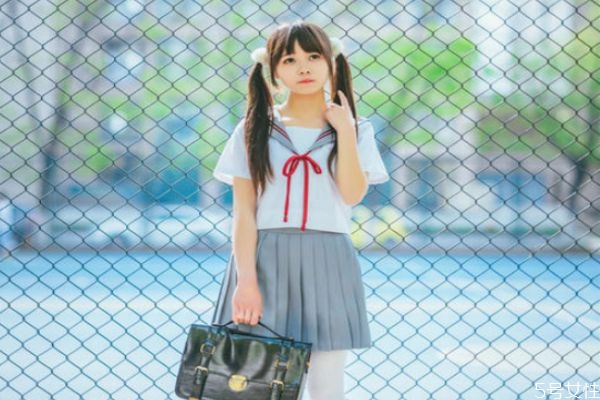 jk制服怎么火起來(lái)的 jk什么時(shí)候開(kāi)始火的