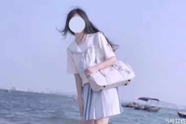 jk制服怎么火起來(lái)的 jk什么時(shí)候開(kāi)始火的