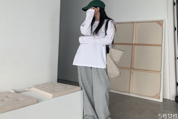 衛(wèi)褲膝蓋鼓包正常嗎 什么衛(wèi)褲質(zhì)量好 衛(wèi)褲膝蓋鼓包正常嗎 什么衛(wèi)褲質(zhì)量好