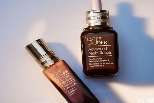 雅詩(shī)蘭黛和蘭蔻適合什么年齡段 買蘭蔻還是雅詩(shī)蘭黛 雅詩(shī)蘭黛和蘭蔻適合什么年齡段 買蘭蔻還是雅詩(shī)蘭黛