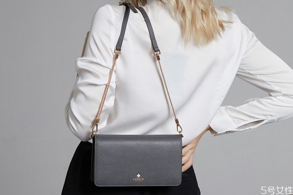 卡思樂(lè)女包什么檔次 cassile的包一般多少錢(qián)