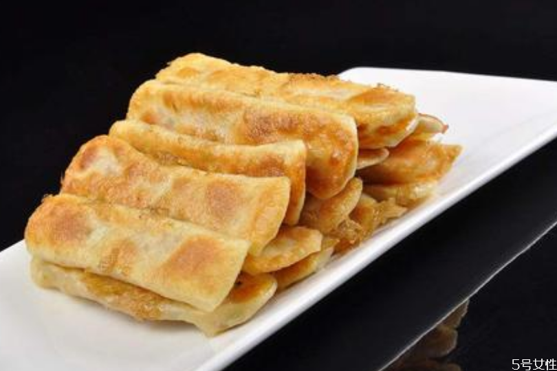 鍋貼的煎制方法 煎鍋貼的小竅門 鍋貼的煎制方法 煎鍋貼的小竅門
