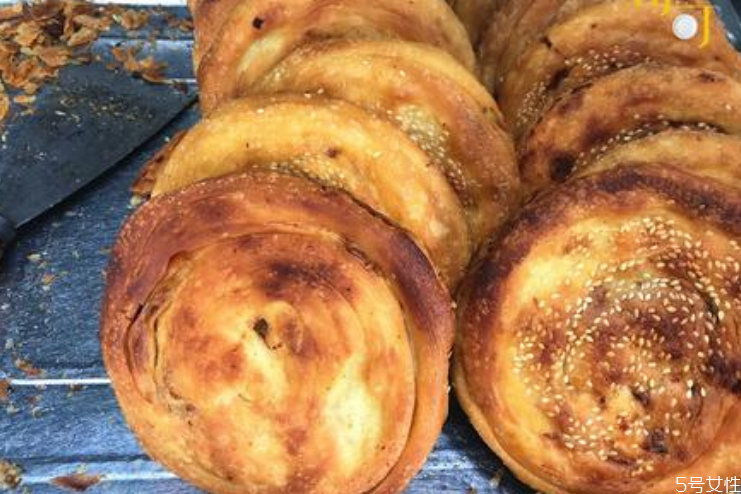 鍋盔可以用微波爐加熱嗎 鍋盔的做法 鍋盔可以用微波爐加熱嗎 鍋盔的做法