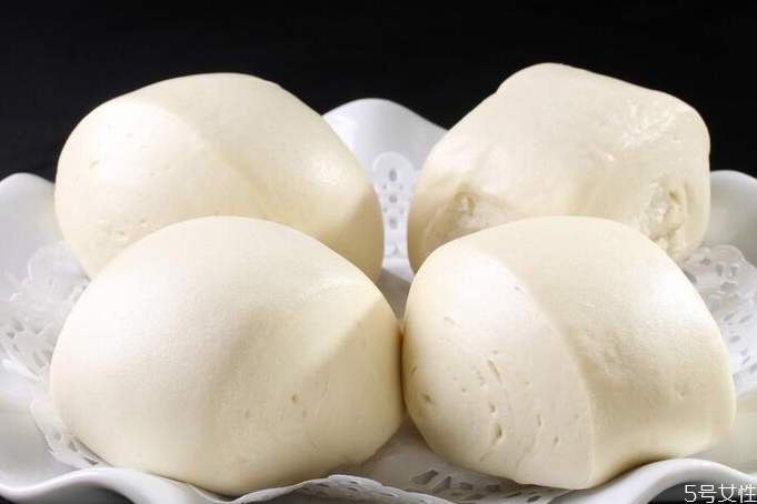 老面饅頭堿放少了會怎樣 老面饅頭放堿注意事項 老面饅頭堿放少了會怎樣 老面饅頭放堿注意事項