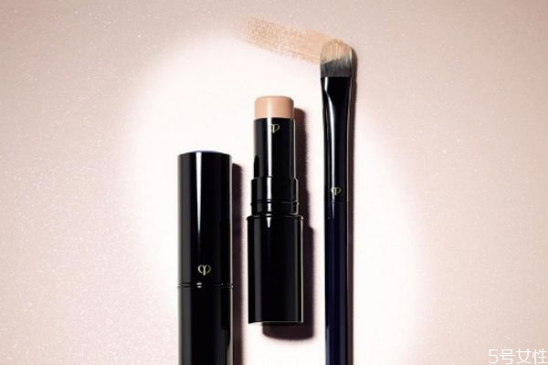 遮瑕刷長(zhǎng)什么樣子 遮瑕刷和唇刷的區(qū)別