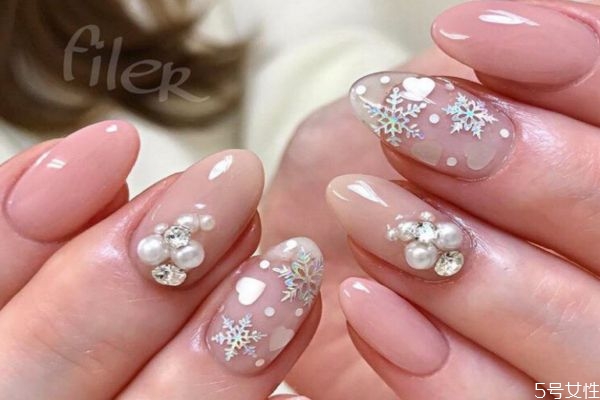 光療膠可以當延長膠用嗎 光療膠的優(yōu)缺點 光療膠可以當延長膠用嗎 光療膠的優(yōu)缺點