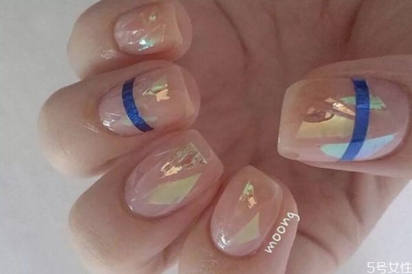 指甲油放太久太粘稠了怎么辦 指甲油干了還能用嗎 指甲油放太久太粘稠了怎么辦 指甲油干了還能用嗎