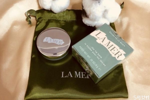 海藍(lán)之謎唇膏為什么用罐裝 海藍(lán)之謎的唇膏有幾種 海藍(lán)之謎唇膏為什么用罐裝 海藍(lán)之謎的唇膏有幾種