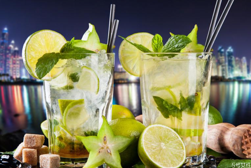 mojito雞尾酒好喝嗎 莫吉托為什么兩個吸管 mojito雞尾酒好喝嗎 莫吉托為什么兩個吸管