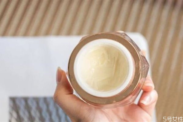 珀萊雅紅寶石面霜怎么樣 珀萊雅紅寶石面霜多少錢 珀萊雅紅寶石面霜怎么樣 珀萊雅紅寶石面霜多少錢