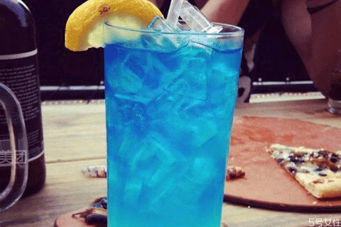 藍(lán)色夏威夷多少度 藍(lán)色夏威夷后勁大么 藍(lán)色夏威夷多少度 藍(lán)色夏威夷后勁大么