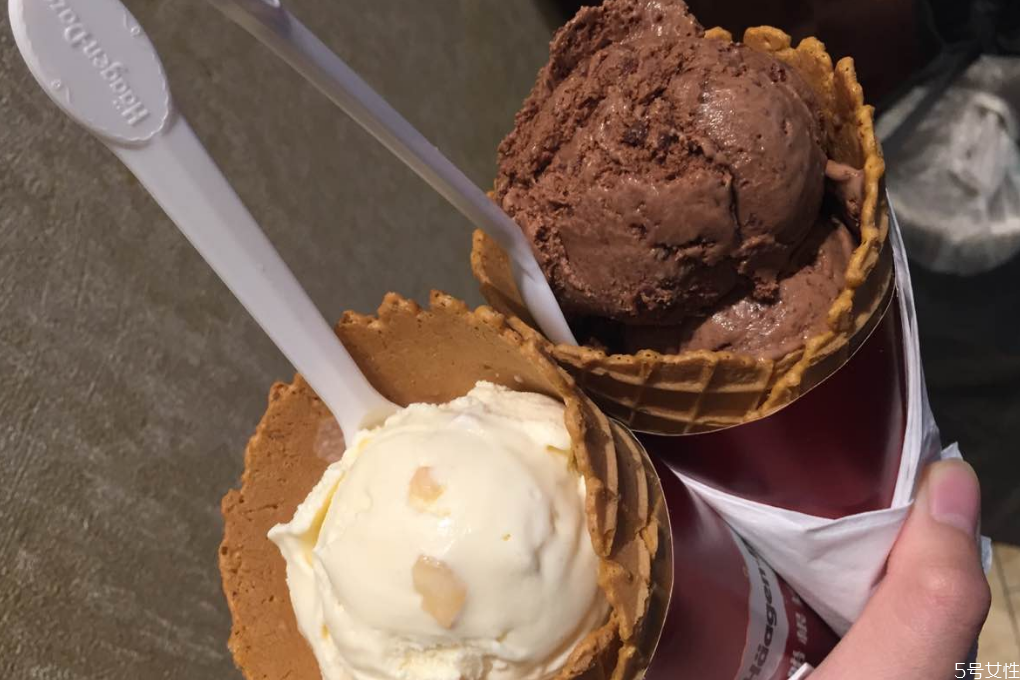 哈根達(dá)斯一共有多少種口味 哈根達(dá)斯冰淇淋口味排行 哈根達(dá)斯一共有多少種口味 哈根達(dá)斯冰淇淋口味排行