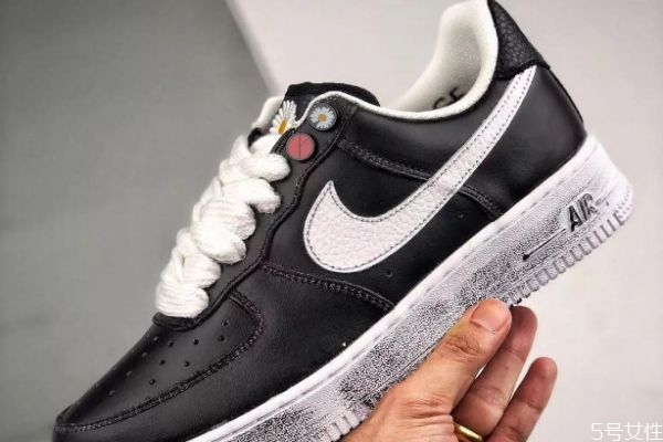 刮刮樂(lè)鞋子怎么刮 小雛菊刮刮樂(lè)怎么刮 刮刮樂(lè)鞋子怎么刮 小雛菊刮刮樂(lè)怎么刮