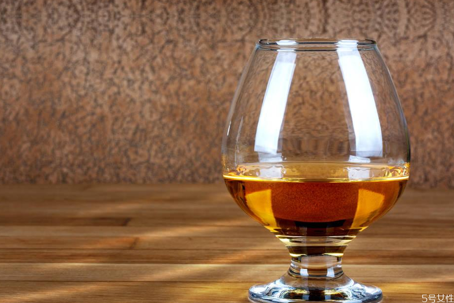 白蘭地xo酒多少錢一瓶 白蘭地xo怎么喝才好喝 白蘭地xo酒多少錢一瓶 白蘭地xo怎么喝才好喝