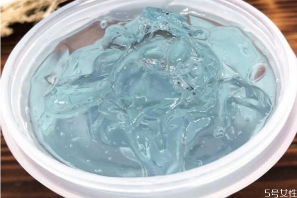 啫喱面膜會有熒光嗎 啫喱面膜的特點是什么 啫喱面膜會有熒光嗎 啫喱面膜的特點是什么