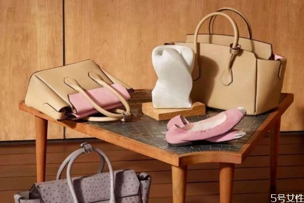 bally跟哪個品牌同等級 bally是哪個國家的品牌 bally跟哪個品牌同等級 bally是哪個國家的品牌