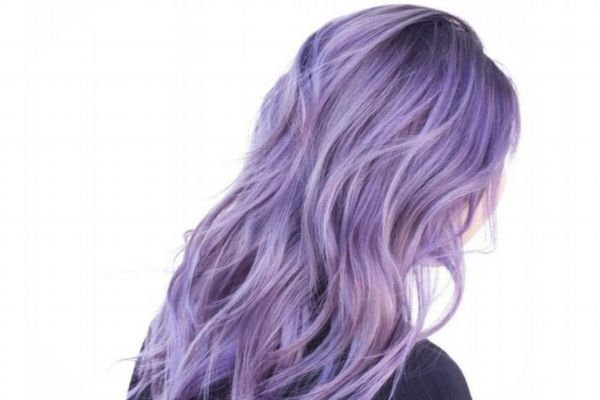 漂過的頭發(fā)再打蠟會不會掉色 染發(fā)之后如何護理頭發(fā)