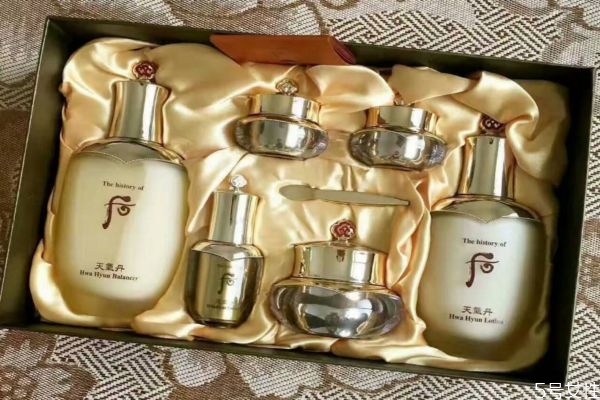 天氣丹祛斑美白要哪個系列好 天氣丹跟雪花秀哪個好用 天氣丹祛斑美白要哪個系列好 天氣丹跟雪花秀哪個好用