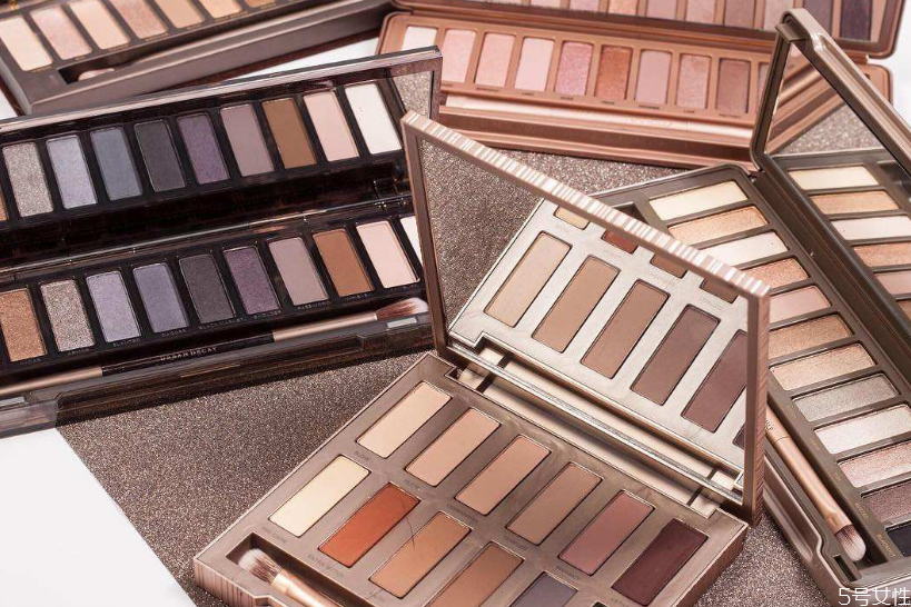 衰敗城市眼影盤哪個(gè)最值得買 衰敗城市眼影盤怎么選 衰敗城市眼影盤哪個(gè)最值得買 衰敗城市眼影盤怎么選