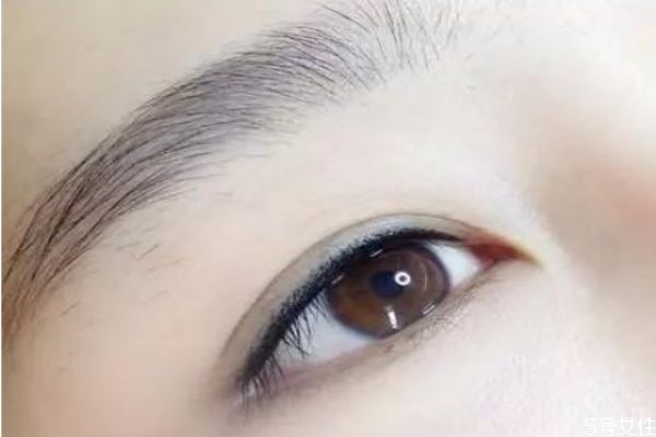 半永久美瞳線(xiàn)的洋氣叫法 制作半永久美瞳線(xiàn)的技巧 半永久美瞳線(xiàn)的洋氣叫法 制作半永久美瞳線(xiàn)的技巧