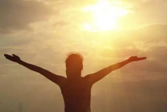 上午幾點曬背補陽氣 上午幾點曬太陽可以補陽氣 上午幾點曬背補陽氣 上午幾點曬太陽可以補陽氣