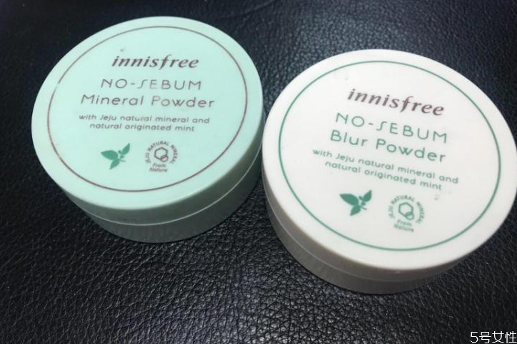 悅詩風(fēng)吟散粉會(huì)悶痘嗎 悅詩風(fēng)吟散粉適合夏天用嗎