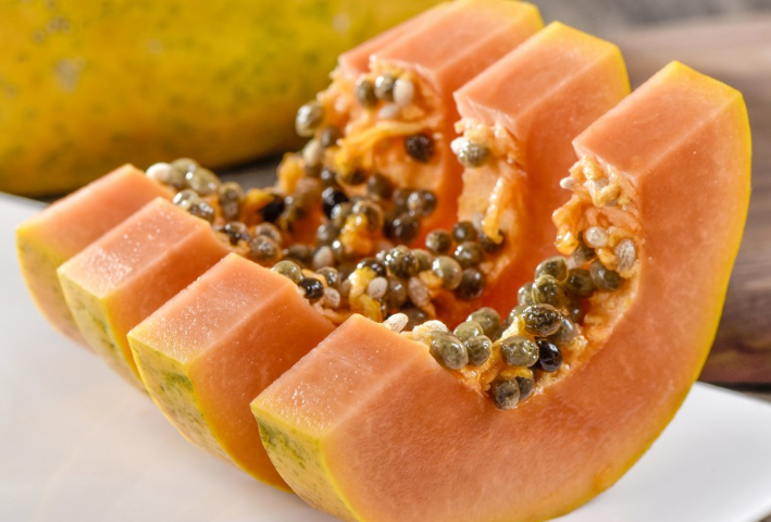 木瓜發(fā)苦還能吃嗎 木瓜吃起來(lái)發(fā)苦是什么原因