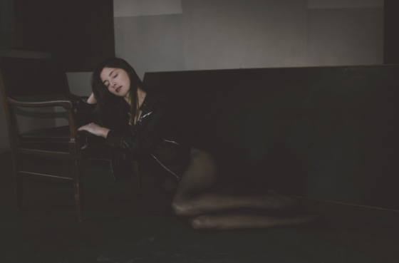 熬夜為什么會脫發(fā) 熬夜脫發(fā)還能再長出來嗎 熬夜為什么會脫發(fā) 熬夜脫發(fā)還能再長出來嗎