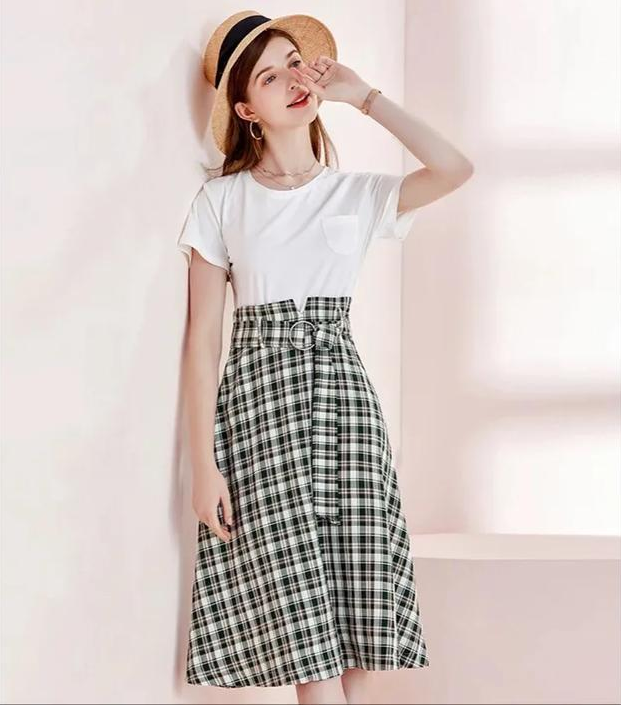 微胖女孩穿什么樣的衣服好看 微胖女孩穿什么樣的衣服好看