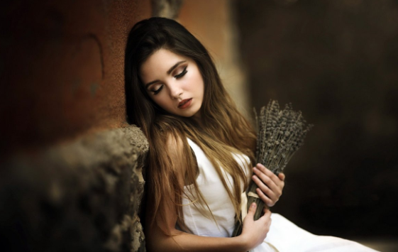 熬夜為什么會脫發(fā) 熬夜脫發(fā)還能再長出來嗎 熬夜為什么會脫發(fā) 熬夜脫發(fā)還能再長出來嗎