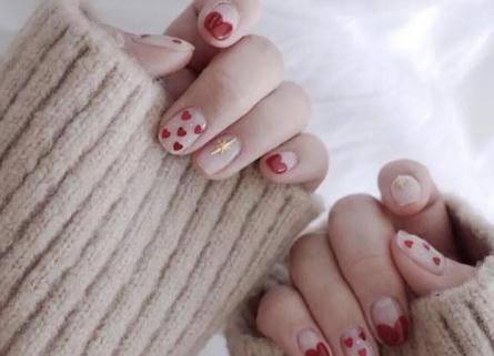 美甲能不能自己剪短 美甲怎么做才牢固不掉 美甲能不能自己剪短 美甲怎么做才牢固不掉