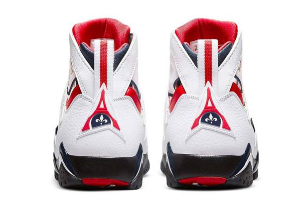 喬丹運(yùn)動鞋有味道 喬丹運(yùn)動鞋能水洗嗎