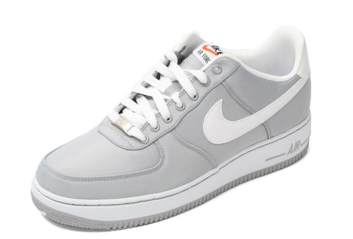 耐克可以用水洗嗎 耐克可以用洗衣粉洗嗎 耐克可以用水洗嗎 耐克可以用洗衣粉洗嗎