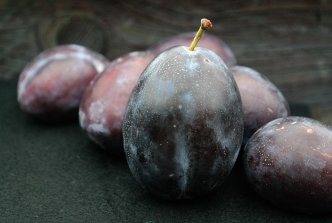 西梅減肥有效果嗎 西梅減肥能吃嗎 西梅減肥有效果嗎 西梅減肥能吃嗎