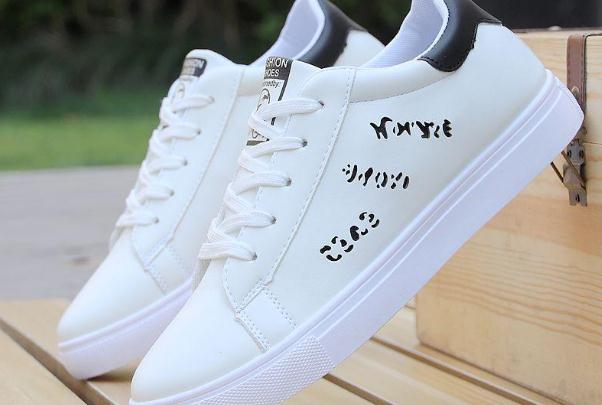 小白鞋哪個品牌比較好 性價比高的小白鞋品牌都有哪些 小白鞋哪個品牌比較好 性價比高的小白鞋品牌都有哪些